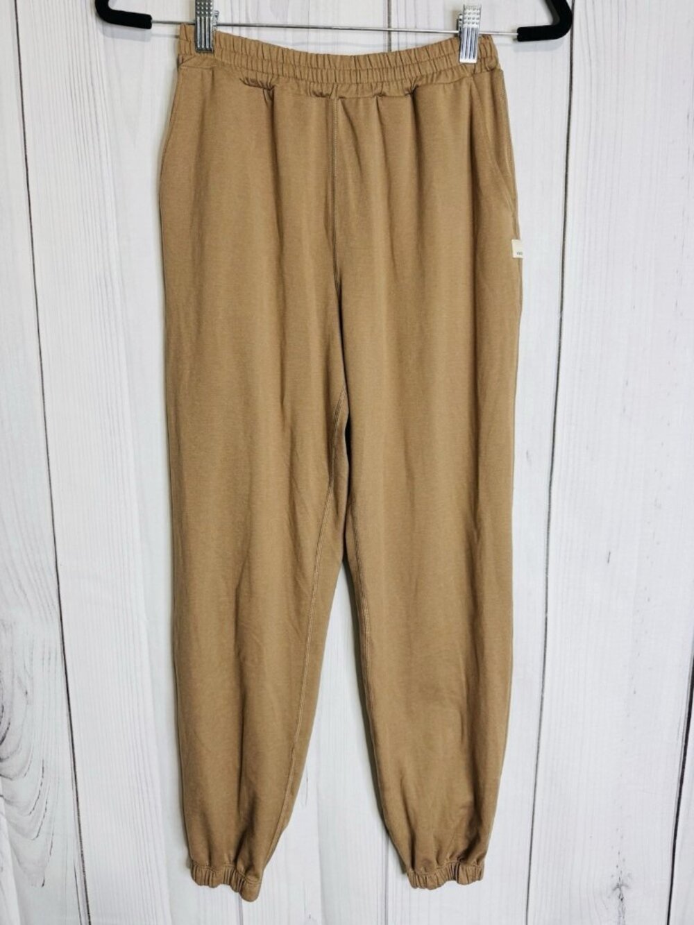 Vuori Villa Jogger Brown Women’s XS (24x26) Tapered Lightweight Performance Knit